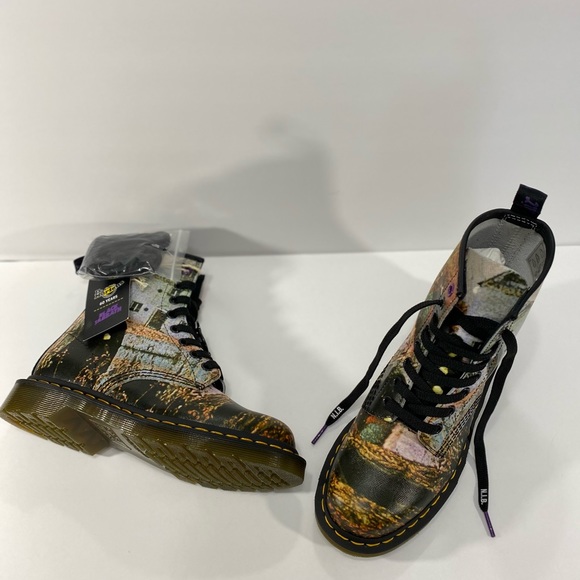 NEW DR MARTENS 1460 BLACK SABBATH LACE UP BOOTS - Picture 15 of 16